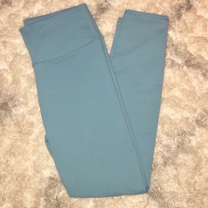 Fabletics High Waisted 7/8 Legging